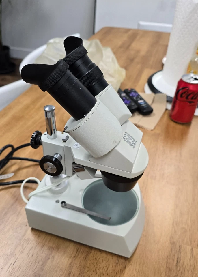 National Microscope 406T3L-10 — 第 3/4 张图片