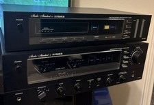 FISHER CA-880 E FM-660 AMPLIFICATORE STEREO INTEGRATO E SINTONIZZATORE DIGITALE ABBINATO 