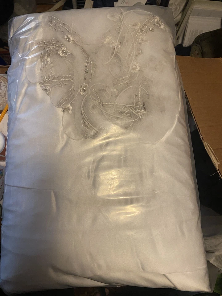 Nuevo con etiquetas Vestido de novia Winnie Couture blanco y plateado bordado sin tirantes - Talla 12 Foto 4 de 4