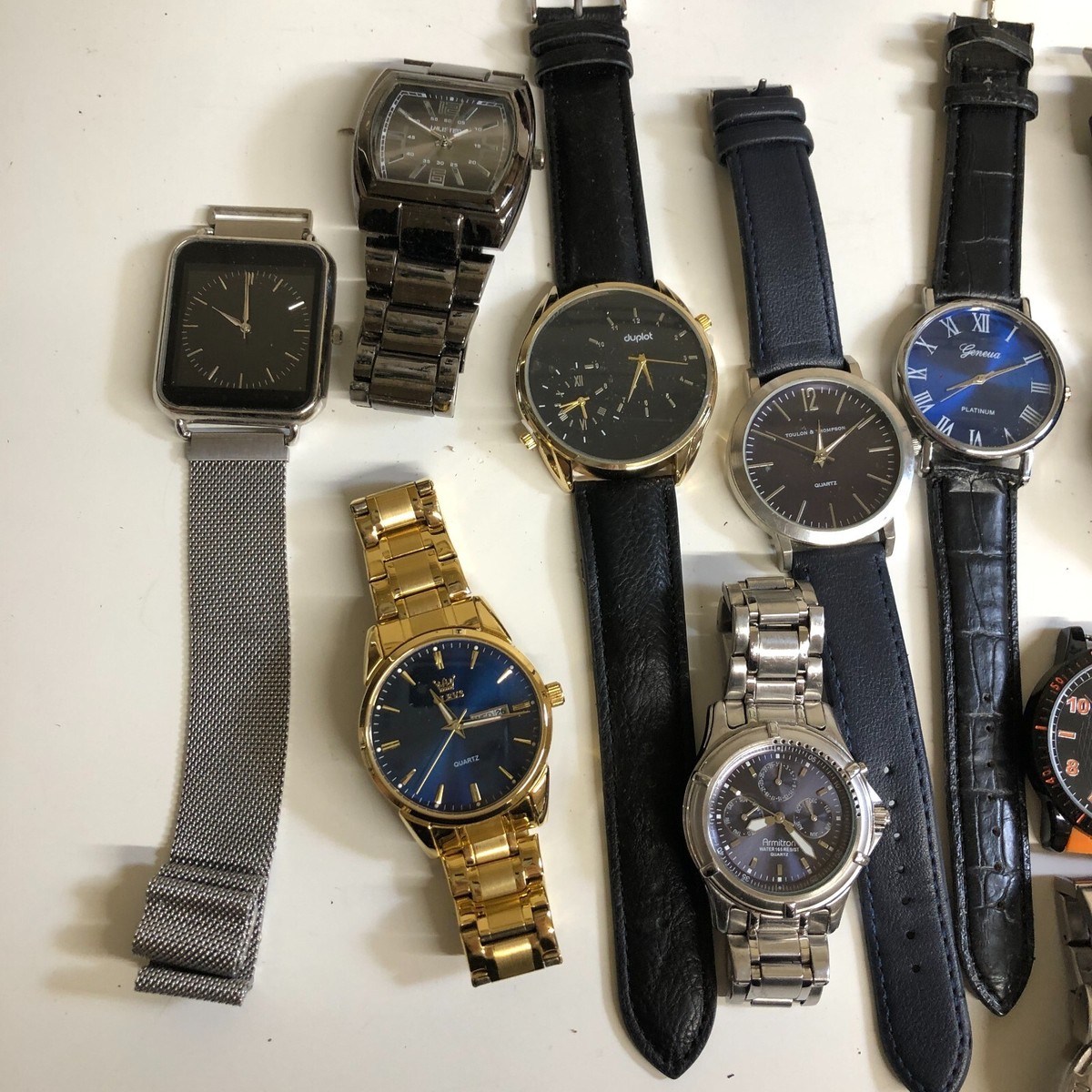 Approx 24 Assorted Mens Watches Untested Vintage New Parts Repair Good