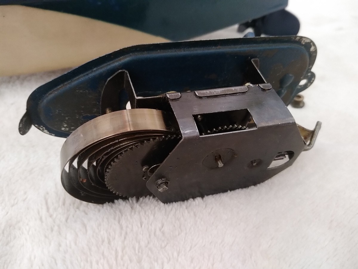 Canot Mécanique Ruban Bleu N°0 JEP – Jouet Bassin Tôle, France 1938