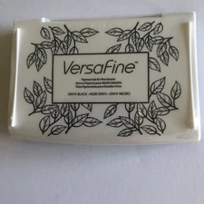 Tsukineko Full-Size VersaFine Instant Dry Pigment Ink Onyx Black VF000082