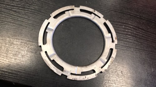 BMW 1 F20 F21 Befestigungsmutter Kraftstoffpumpe im Tank 7188565 2012