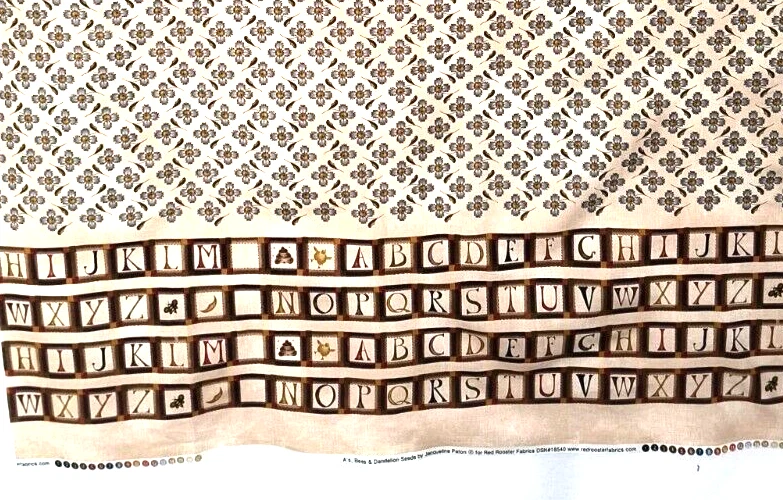 Nuevas Telas Gallo Rojo 30x42" Azul Floral Multicolor ABC'S Fondo Beige Foto 3 de 4