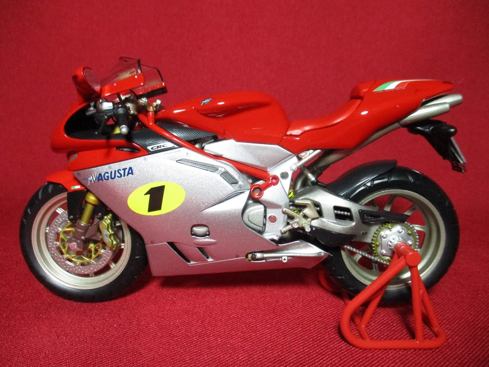 MV Agusta F4 1000 AGO 2005 Silver+Red Classic Bike Series Minichamps 1/12 Cagiva - Image 4 of 4