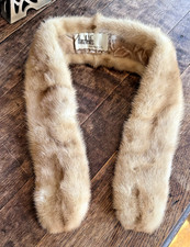 Vintage Harzfeld's Kansas City Real Clip On Ladies Fur Collar