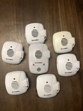 BELL + HOWELL ELECTROMAGNETIC AND ULTRASONIC PEST REPELLER TESTED Set Of 7