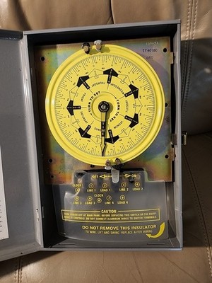 Intermatic T7401b Electromechanical Timer, 7 Day, 4 Poles - Used Working