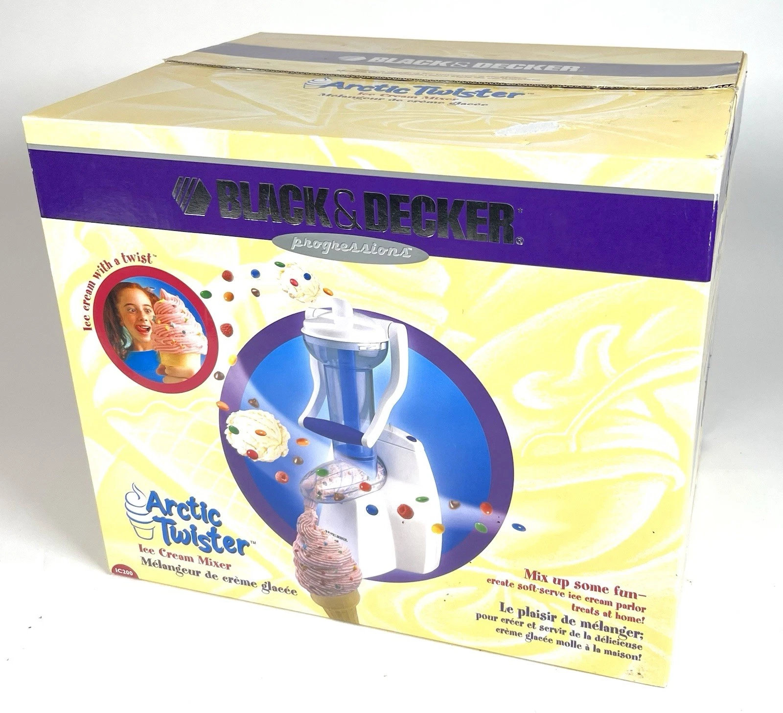 Black & Decker Artic Twister Soft Serve Ice Cream Mixer Maker IC200 Party - NEW