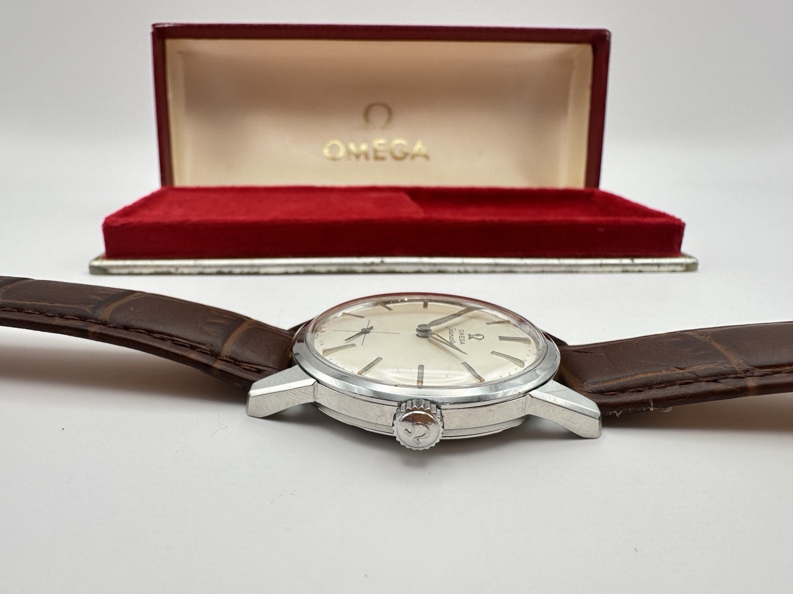 Vintage 1961 Omega Seamaster 268 18445448  Boxed Working Order Leather Strap image 9