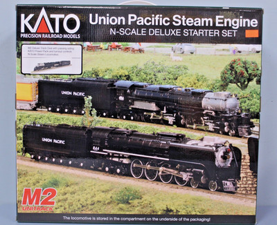 Kato 107-0001 N Scale Union Pacific Big Boy Starter Train Set with