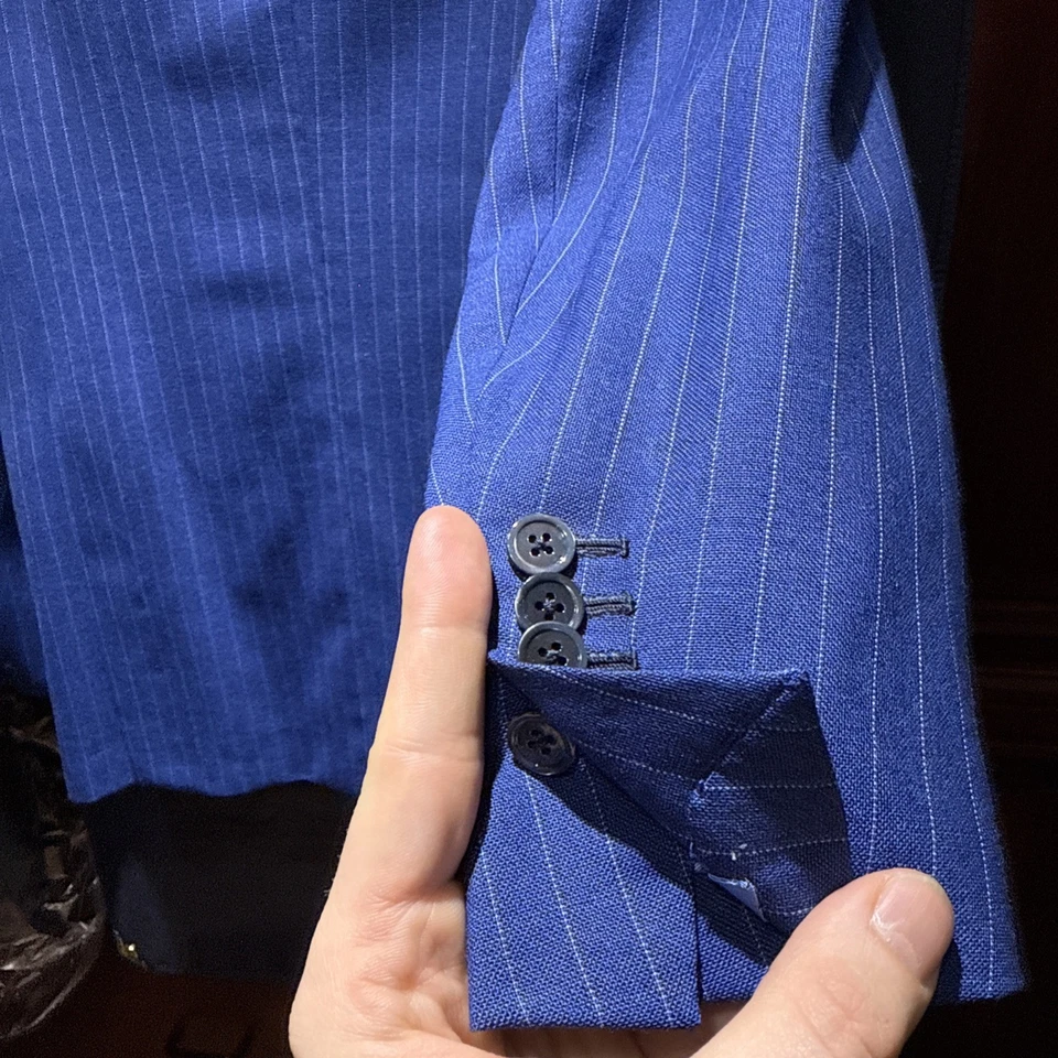 Isaia Suit 48R EU/38R US Blue Pinstripe Italy – Excellent Condition – MSRP $4800 - Image 3 of 4