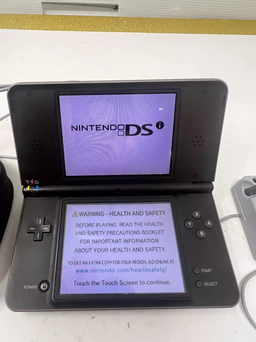 Nintendo UTL-001 DSi XL Dual-Screen Handheld Video Game Console