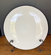 Pampered Chef New Traditions Collection 13.5” Stoneware Round Platter EUC