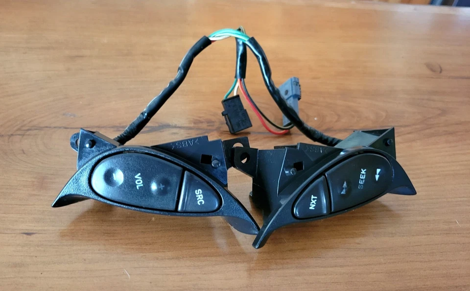 Interruptor volante control audio SAAB 9-5 9.5 1999-2000-01-02-03-04-2005 OEM Foto 2 de 4