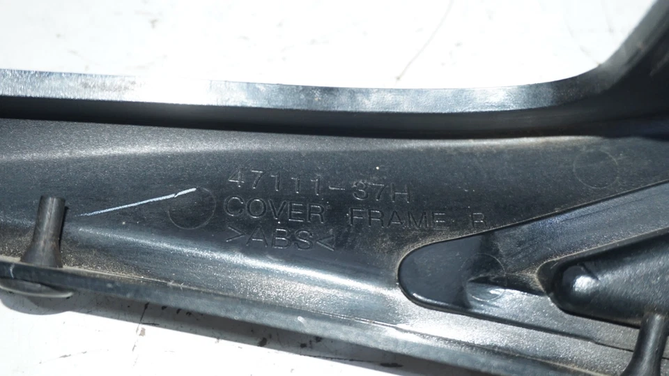 2008 09 Suzuki GSXR 600 750 правая сторона крышка рамы обтекатель 47111-37H 148788 *787 - Изображение 4 из 4