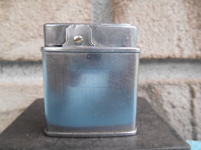 VINTAGE Continental CLASSIC ETCHED CHROME AUTOMATIC CIGARETTE LIGHTER.  WORKS!