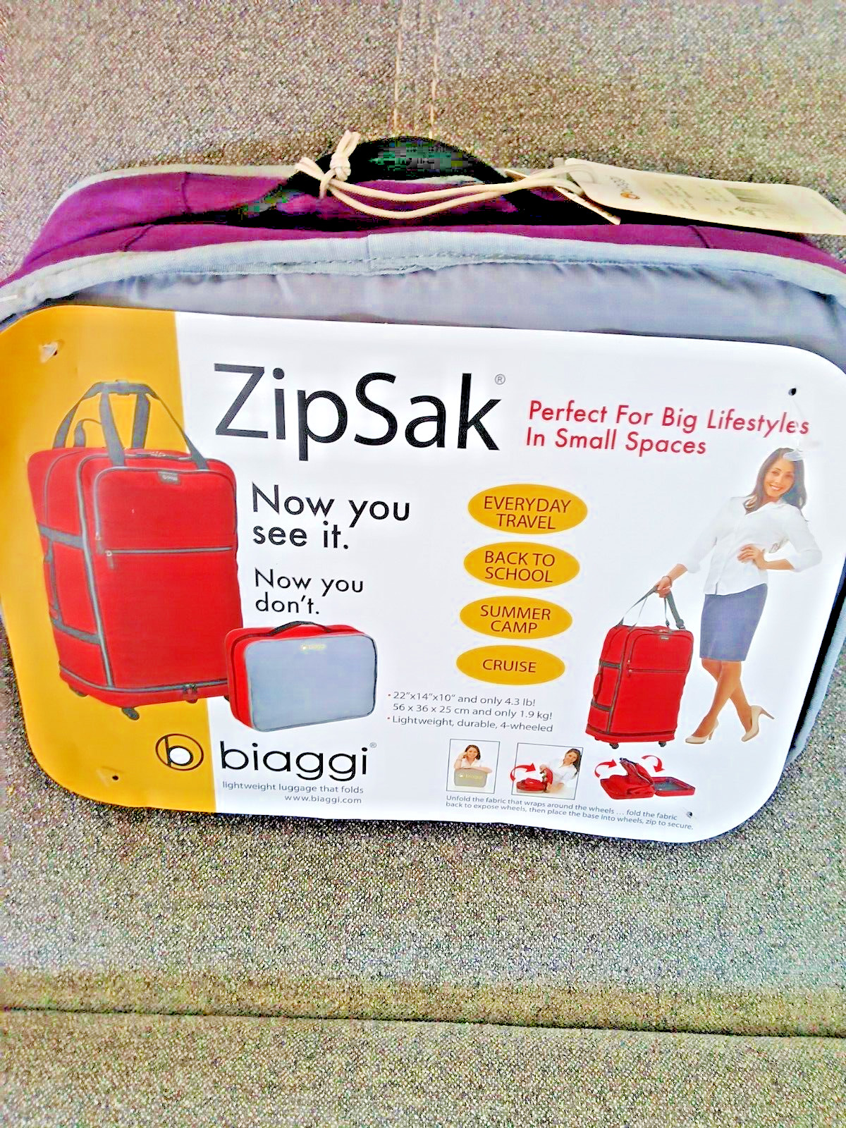 22x14x10 Collapsible Spinner Duffle Plum ~new With Tags