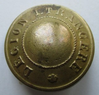 Bouton creux en métal doré pour la Légion étrangère fond lisse de 23 mm