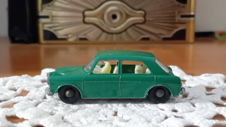 Matchbox-Lesney, N°64: "M.G. 1100". Verde. Ottimo Stato! - Immagine 3 di 4