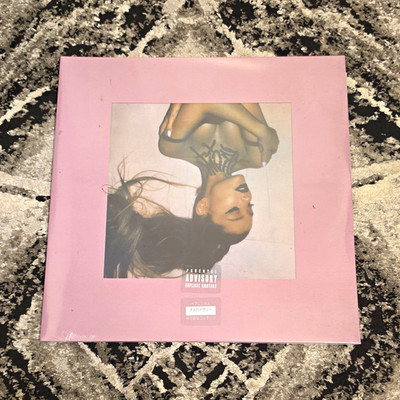Ariana Grande Tour Exclusive Pop Up Store Vinyl Thank U, Next (Pink Cover)  