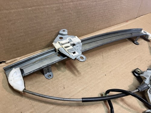 1990-1996 INFINIT Q45 WINDOW REGULATOR MOTOR passenger side/front - Picture 2 of 2