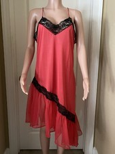 VINTAGE RED BLACK NYLON SHEER LACE LINGERIE GOWN DRESS LARGE MADE IN USA
