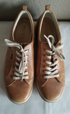 Ecco brown leather sneakers sz41 .worn oncee.
