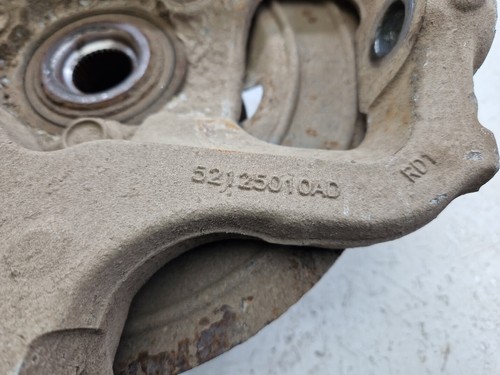 2009 JEEP CHEROKEE KK 2.8 CRD RIGHT FRONT WHEEL HUB STEERING KNUCKLE 52125010AD - Picture 6 of 7