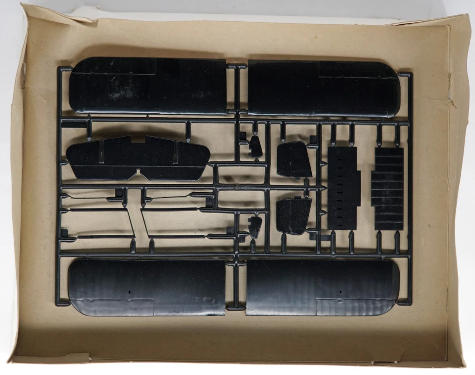 MATCHBOX PK605 KIT 1:72 1/72 HANDLEY PAGE HEYFORD - Image 4 of 4