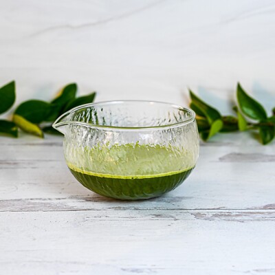 Textured Glass Matcha Bowl with Spout - Spouted Matcha Bowl 500 ml