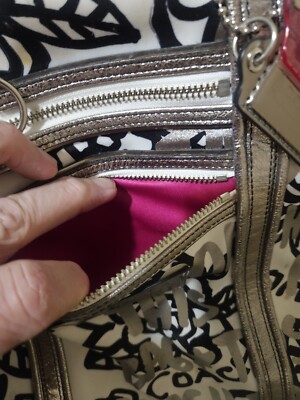 Coach M0982-14741 Poppy GlamBella tote Floral Graffiti Purse