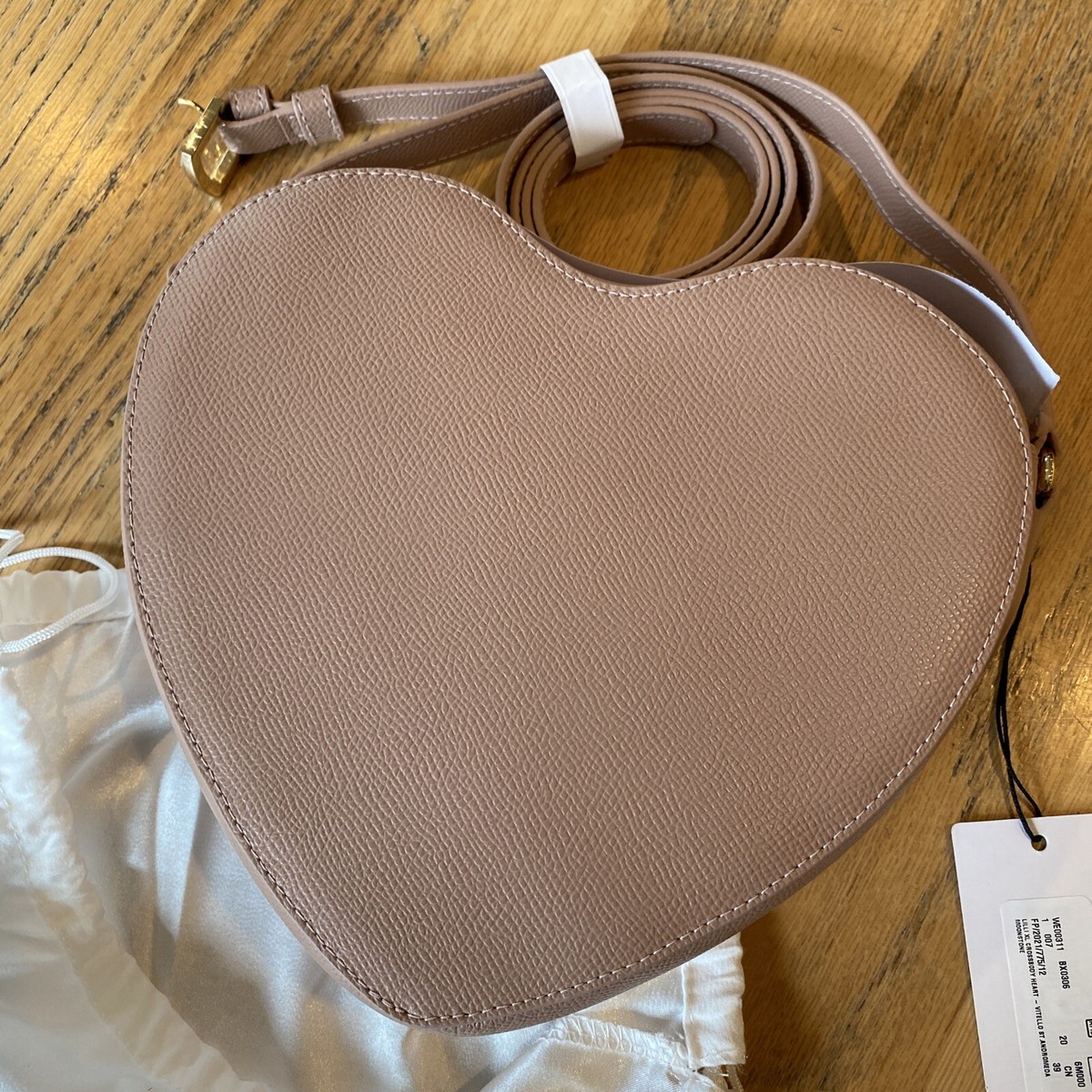 【FURLA】LILLI ハート型 ショルダーバッグ FURLA】LILLI ハート型 ショルダーバッグ (FURLA/ショルダー