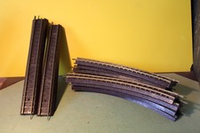 JOUEF: lot d'anciens rails avec ballast.