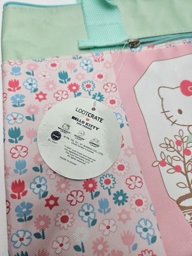 Sanrio Hello Kitty & Friends Insulated Cooler Bag - Picture 3 of 5