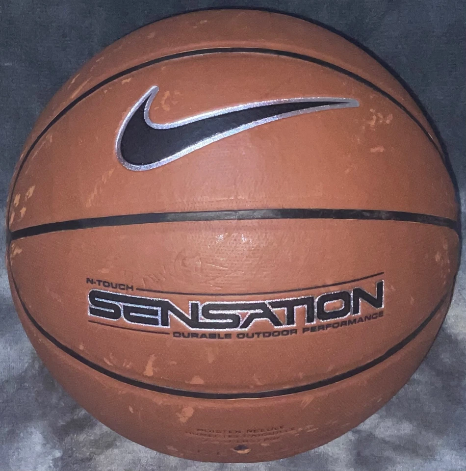 LeBron James "King James" Signed Autographed Vintage Nike Basketball UDA w/ Cert - Image 3 of 4