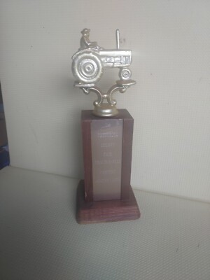 Frederick County Maryland Md Fair 1976 1st Tractor-pull Contest Trophy