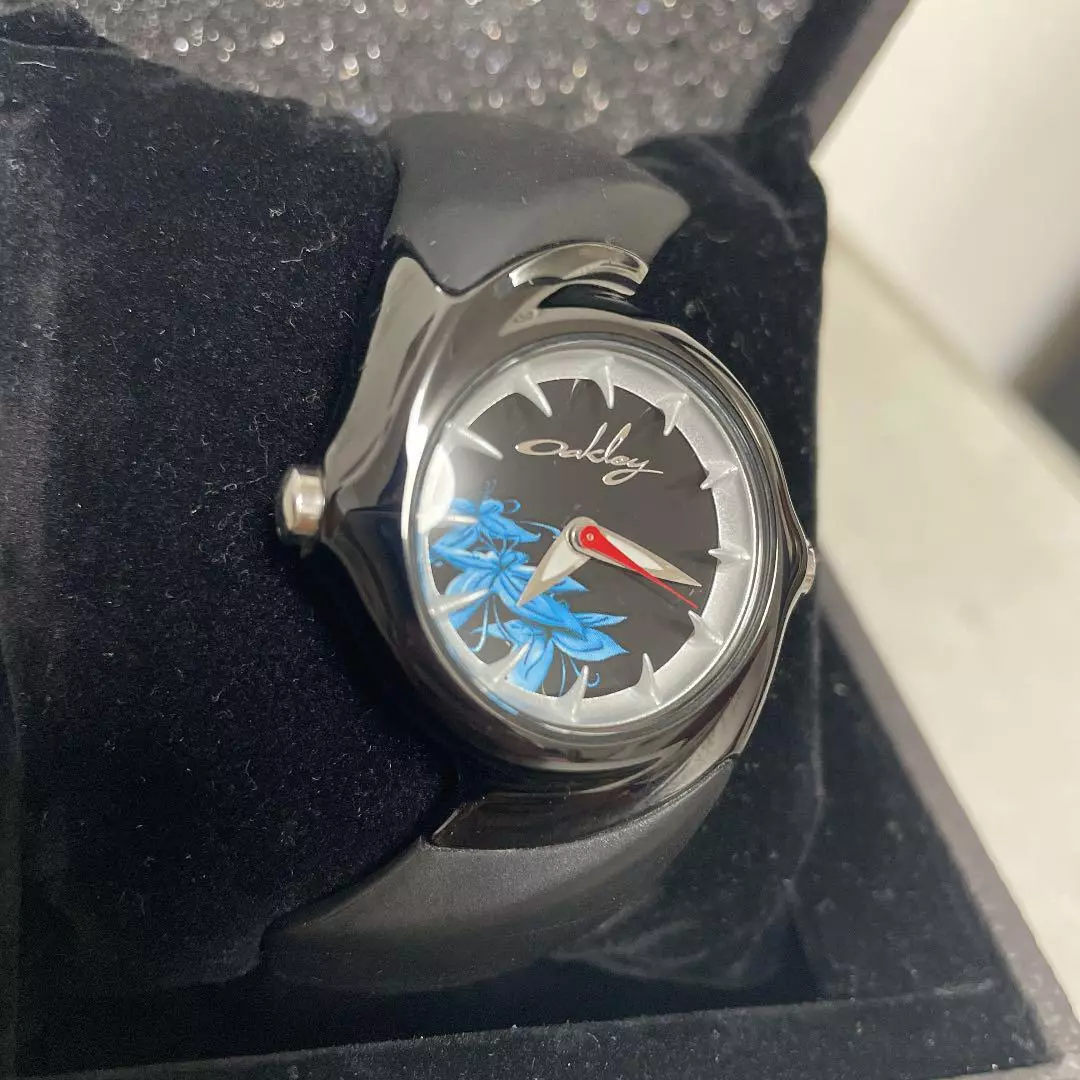 Oakley Wristwatch crush 2.5 ion plated watches Black w steel lily mens with box