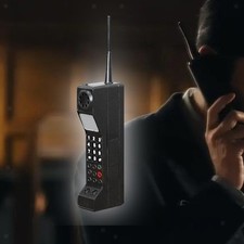 Modello di telefono cellulare vecchio stile anni '80 e '90 per decorazioni