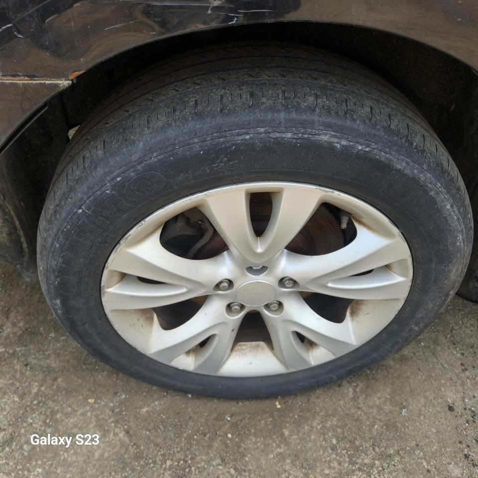 Fuel Pump Assembly 3.7L FWD Fits 10-12 MKS 451236