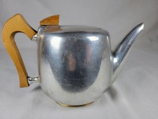 Teapot Picquot Ware Magnailium Sycamore Wood Vintage England 15cm High Rare Prop