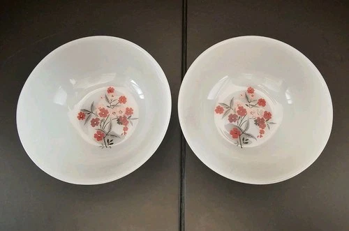 Vtg Anchor Hocking Fire King  Primrose 4 5/8" Dessert Bowls Set Of 2 Milk Glass