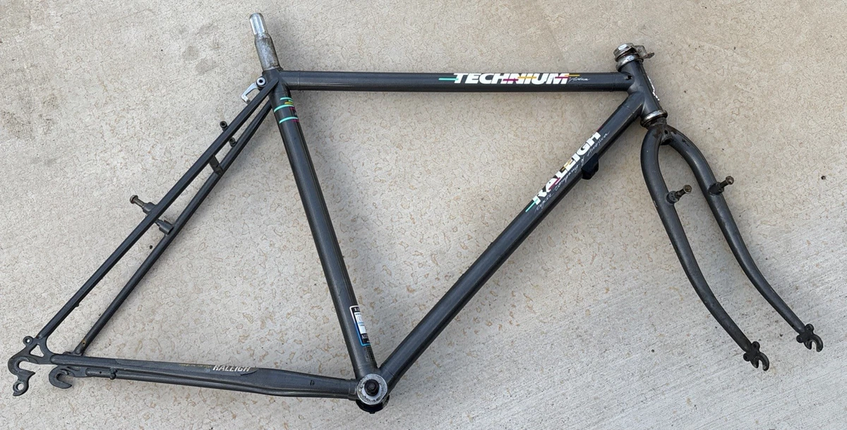 Cadre Vélo Raleigh Titanium Aero Road Course 1991 Reconstruit Avec Composants Neufs – 56 Cm