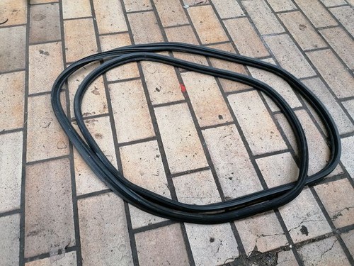 @RARE@ seal rubber tailgate rear luggage OEM Honda Integra DC2 Acura 98-01 - Picture 4 of 4