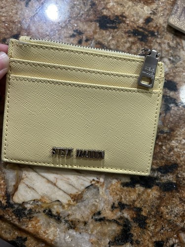 NEW Steve Madden Card Keeper Card Wallet Pastel Yellow - Picture 5 of 17