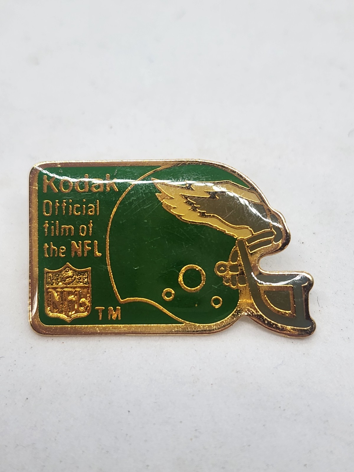 1989 Philadelphia Eagles Helmet Kodak Button Pin Official Film Of NFL Sponsor