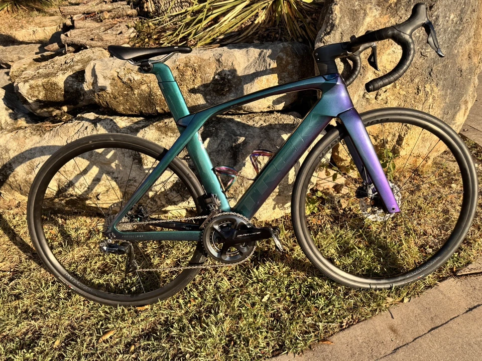 JUEGO DE CUADRO TREK MADONE SLR GEN6 SOLO Usado Foto 2 de 4