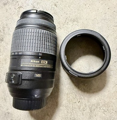 Nikon AF-S DX NIKKOR 55-300mm f/4.5-5.6G ED VR Telephoto Zoom Lens