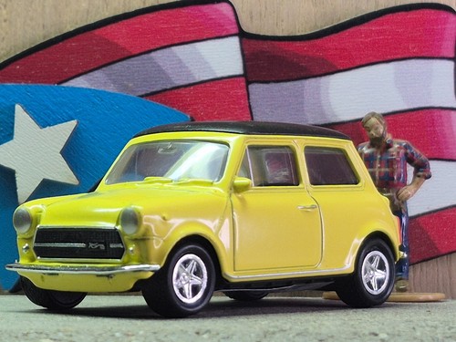 WELLY MINI COOPER 1300 LOOSE 1:60 SCALE SELECT THE COLOR USA STOCK!!! - Picture 10 of 49