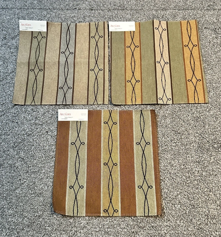 Lot of 33 Arc Com Fabric Sample Swatches Woven Bubbles Geometric Shapes Crafts - Image 4 of 4